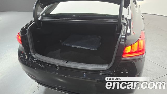 Genesis G80 3.3 GDI Premium Luxury 2018 — фото 32