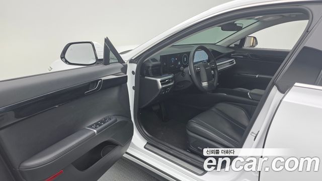 Hyundai Grandeur (GN7) 2,5 Gasoline 2WD Premium 2023 — фото 10