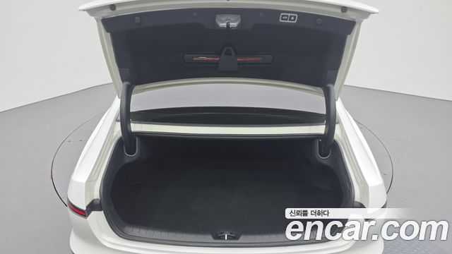 Hyundai Grandeur (GN7) 2,5 Gasoline 2WD Premium 2023 — фото 20