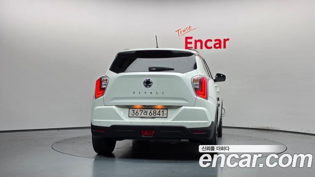 KG Mobility (SsangYong) Very New Tivoli Gasoline 1.5 2WD Limitied Edition 2021 — фото 4