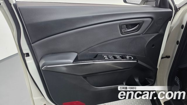KG Mobility (SsangYong) Very New Tivoli Gasoline 1.5 2WD Limitied Edition 2021 — фото 24