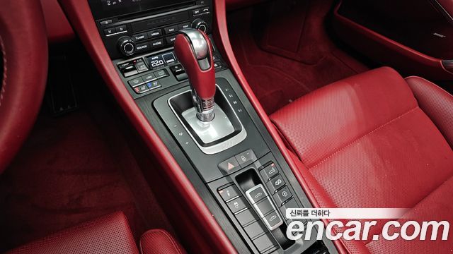 Porsche 911 Targa 4 GTS 991 2018 — фото 9
