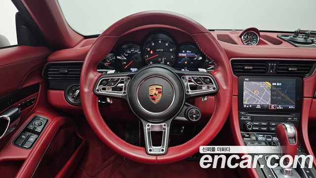 Porsche 911 Targa 4 GTS 991 2018 — фото 17