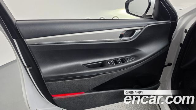 Hyundai Grandeur (IG) 3.0 LPi (Taxi) Deluxe 2023 — фото 24