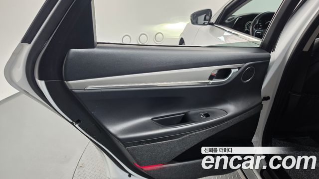 Hyundai Grandeur (IG) 3.0 LPi (Taxi) Deluxe 2023 — фото 25