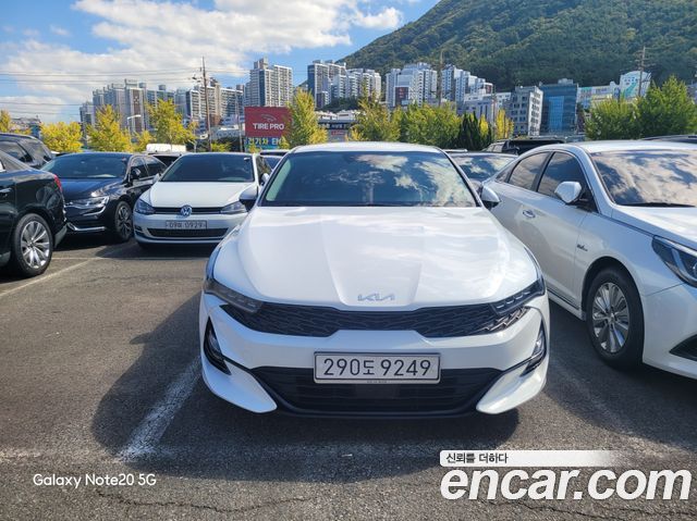 Kia K5 (III) 2.0 Trendy 2023 — фото 3