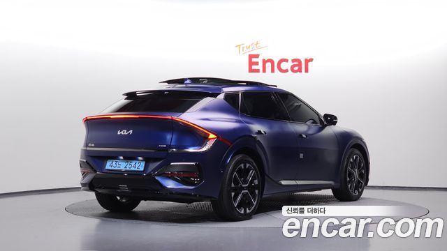 Kia EV6 Long Range 2WD GT Line 2026 — фото 2