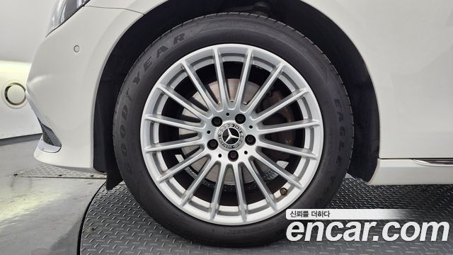 Mercedes-Benz E-Class (W213) E250 Exclusive 2022 — фото 5