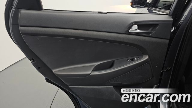 Hyundai Tucson Gasoline 1.6 turbo 2WD Premium 2019 — фото 31