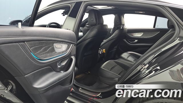 Mercedes-Benz AMG GT 4Door 43 4MATIC+ 2023 — фото 12