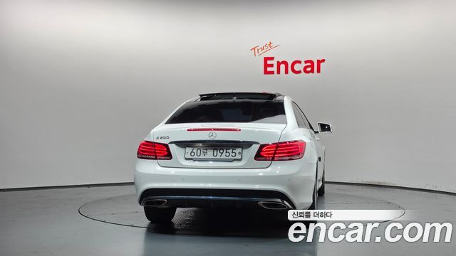 Mercedes-Benz E-Class (W212) E200 Coupe 2016 — фото 4
