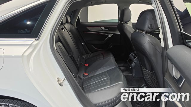 Audi A6 (C8) 45 TFSI Quattro 2019 — фото 11