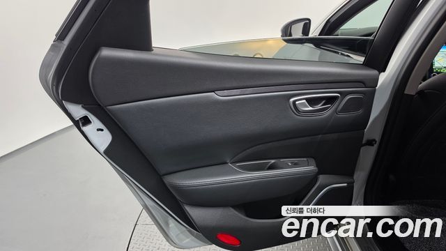 Renault Korea SM6 2.0 GDe LE 2019 — фото 25