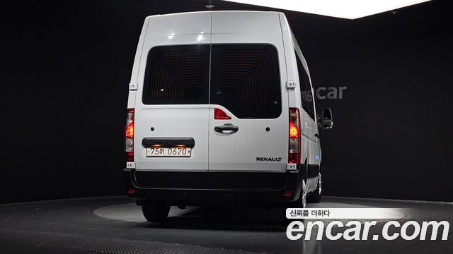 Renault Korea Master 2.3 13-Seater 2020 — фото 4