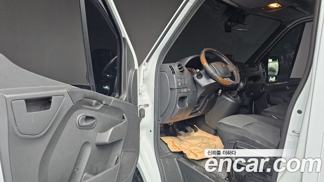 Renault Korea Master 2.3 13-Seater 2020 — фото 10