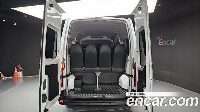 Renault Korea Master 2.3 13-Seater 2020 — фото 20