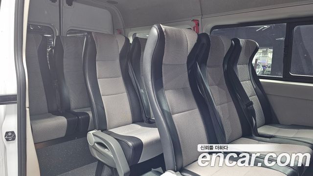 Renault Korea Master 2.3 13-Seater 2020 — фото 26