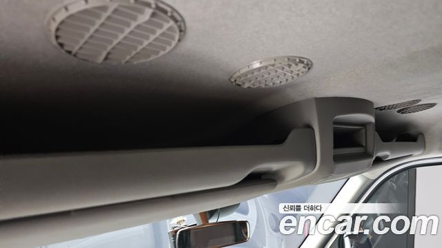 Renault Korea Master 2.3 13-Seater 2020 — фото 30