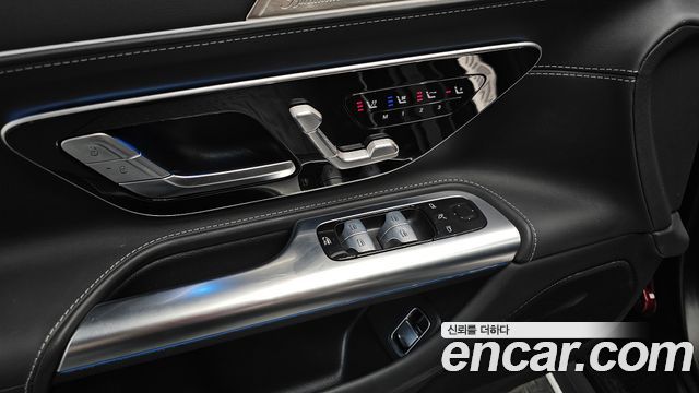 Mercedes-Benz SL-Class (R232) AMG SL63 4MATIC+ 2023 — фото 24