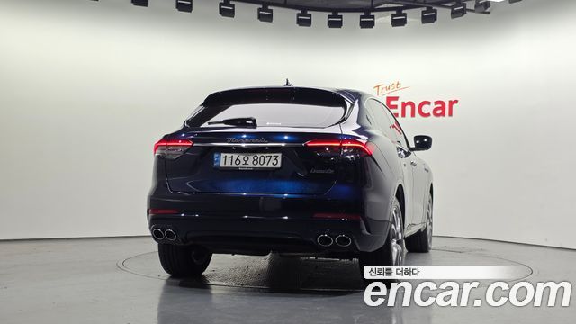 Maserati Levante 2.0 GT AWD 2022 — фото 4