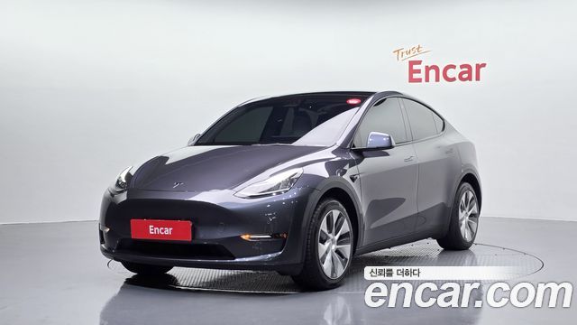 Tesla Model Y Long Range AWD 2022 — фото 1