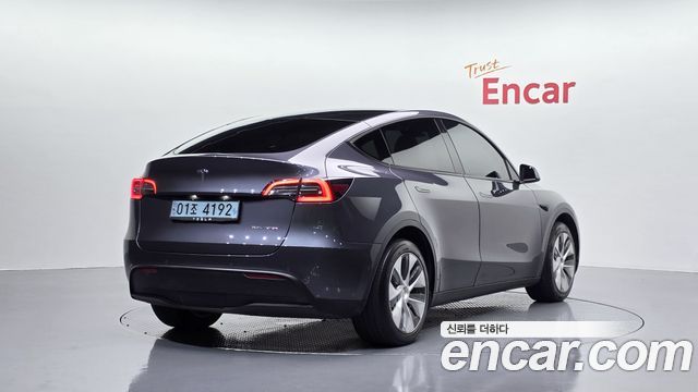 Tesla Model Y Long Range AWD 2022 — фото 2