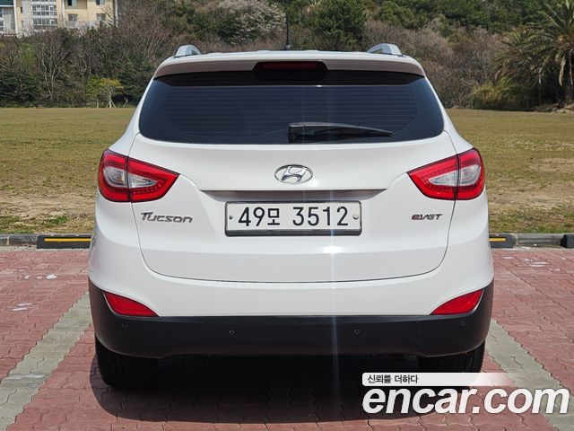 Hyundai Tucson ix Diesel(e-VGT) 2WD Smart special 2014 — фото 4
