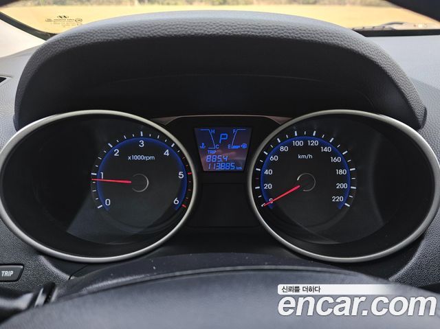 Hyundai Tucson ix Diesel(e-VGT) 2WD Smart special 2014 — фото 8