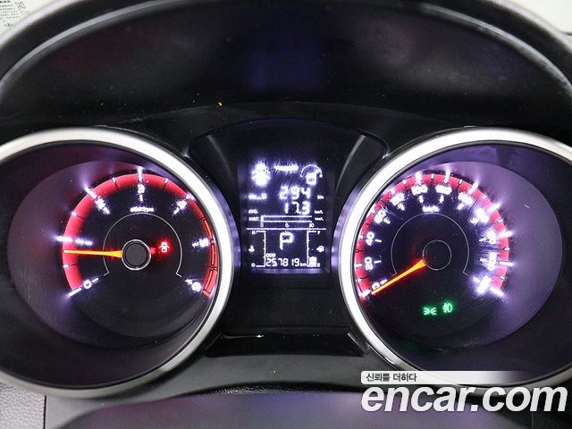 KG Mobility (SsangYong) Tivoli Air Diesel IX 4WD 2019 — фото 7