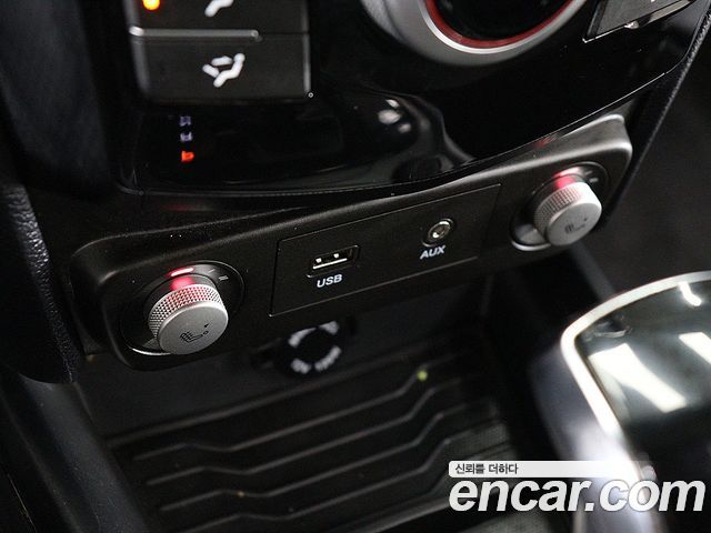 KG Mobility (SsangYong) Tivoli Air Diesel IX 4WD 2019 — фото 15