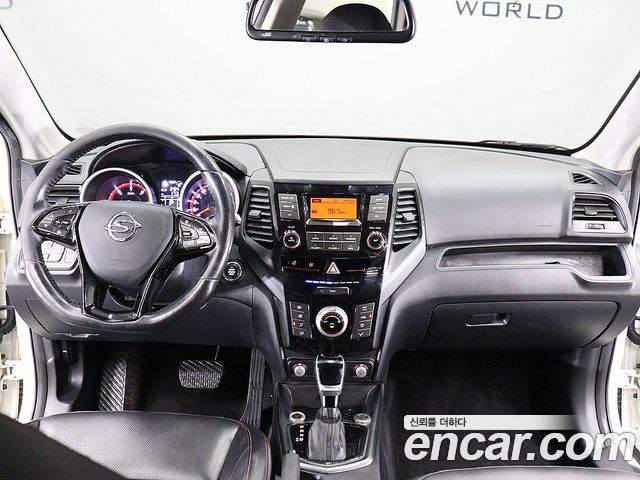 KG Mobility (SsangYong) Tivoli Air Diesel IX 4WD 2019 — фото 20
