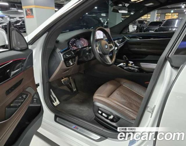 BMW 6 Series GT (G32) 630i xDrive M Sport 2023 — фото 10