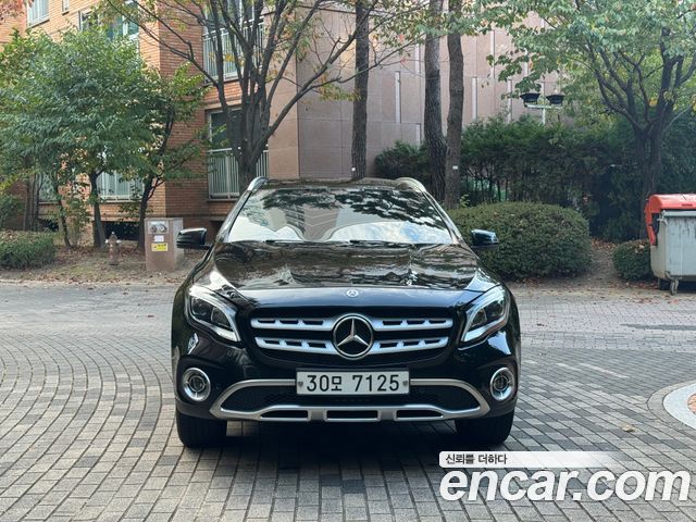 Mercedes-Benz GLA-Class (X156) GLA220 Premium 2019 — фото 3