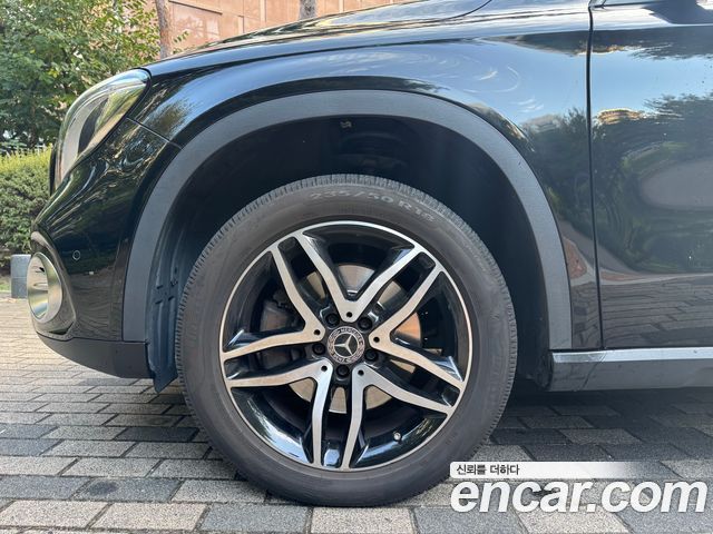 Mercedes-Benz GLA-Class (X156) GLA220 Premium 2019 — фото 5