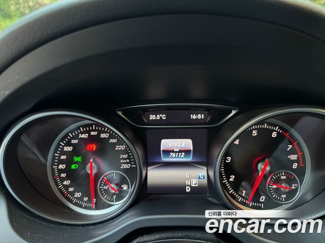 Mercedes-Benz GLA-Class (X156) GLA220 Premium 2019 — фото 8
