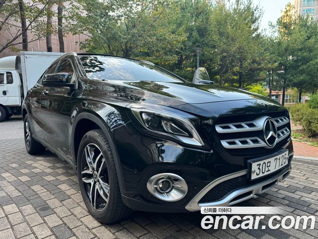 Mercedes-Benz GLA-Class (X156) GLA220 Premium 2019 — фото 15