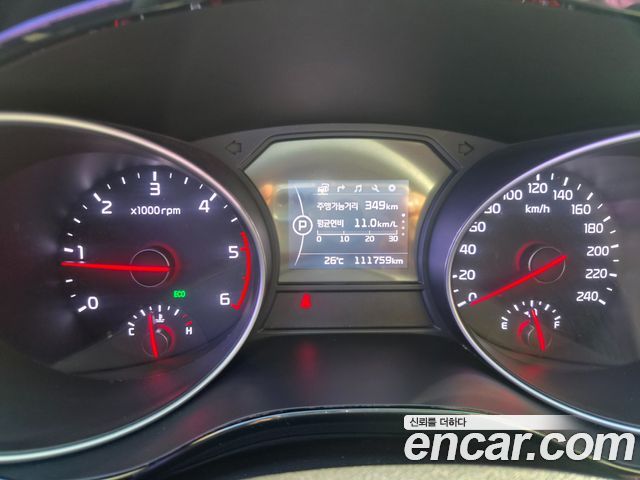 Kia Carnival 9-seater Noblesse 2015 — фото 18