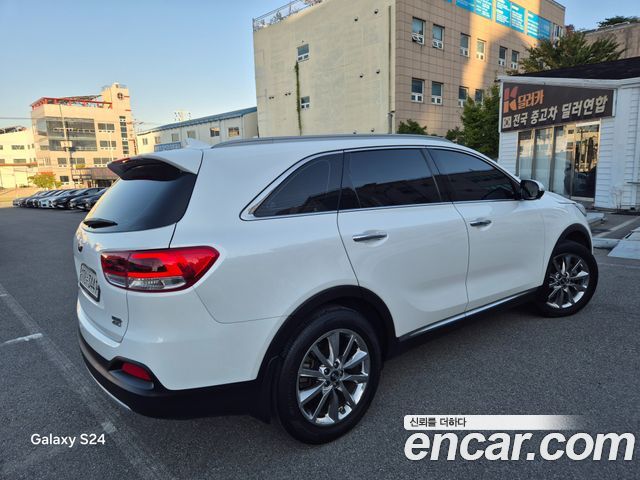 Kia Sorento Diesel 2.0 4WD Noblesse Special 2015 — фото 4