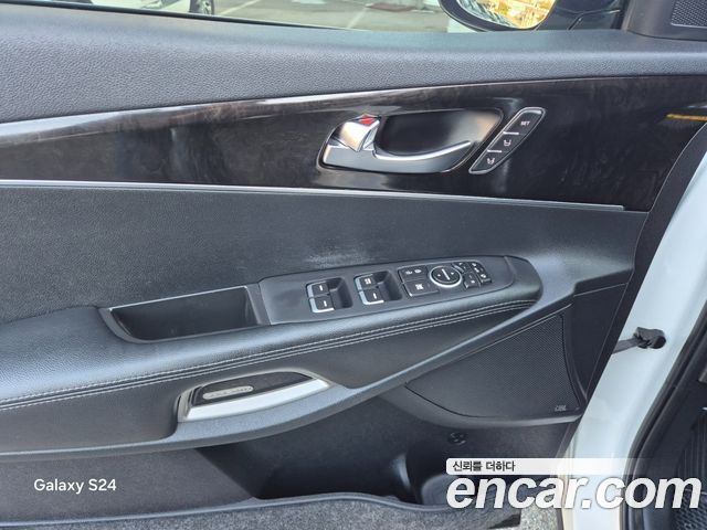 Kia Sorento Diesel 2.0 4WD Noblesse Special 2015 — фото 15