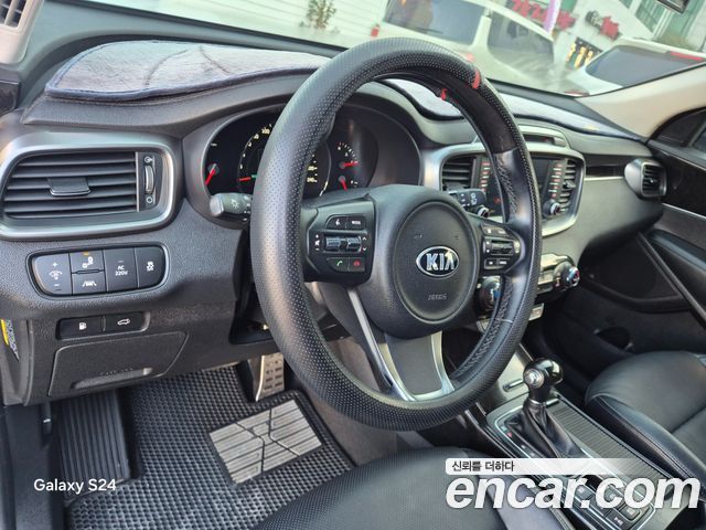Kia Sorento Diesel 2.0 4WD Noblesse Special 2015 — фото 16