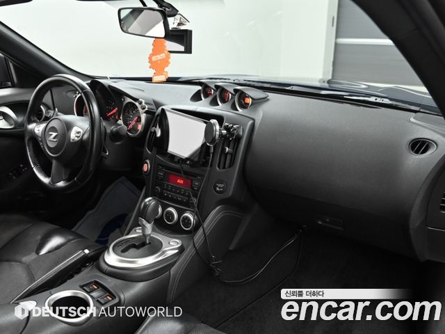 Nissan 370Z 3.7 Coupe Z34 2016 — фото 7