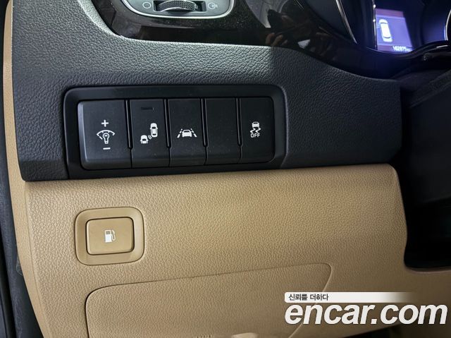 Kia Carnival 7-Seater Limousine VIP 2020 — фото 10