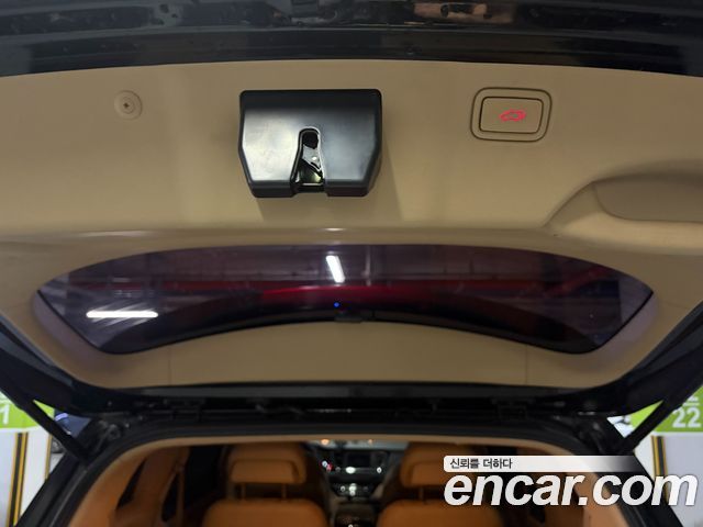 Kia Carnival 7-Seater Limousine VIP 2020 — фото 15
