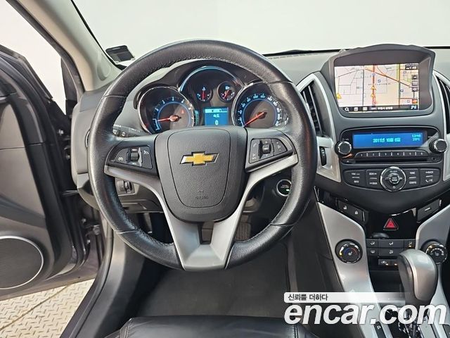 Chevrolet Cruze 1.8 LTZ+ 2014 — фото 9