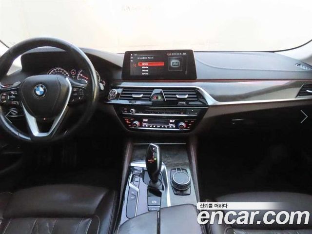 BMW 5 Series (G30) 540i xDrive Luxury Plus 2018 — фото 7