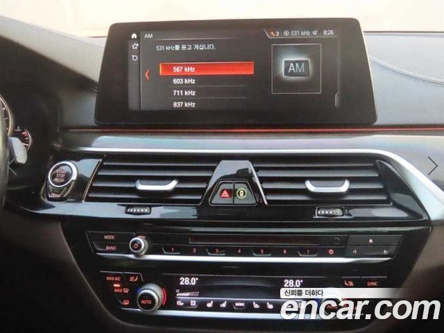 BMW 5 Series (G30) 540i xDrive Luxury Plus 2018 — фото 16