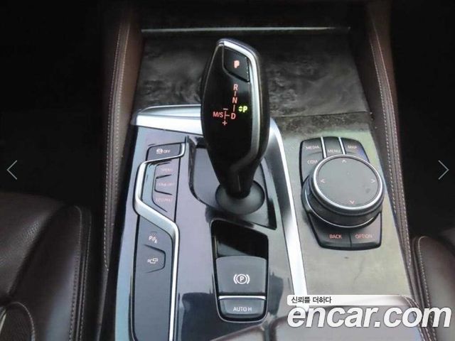 BMW 5 Series (G30) 540i xDrive Luxury Plus 2018 — фото 17
