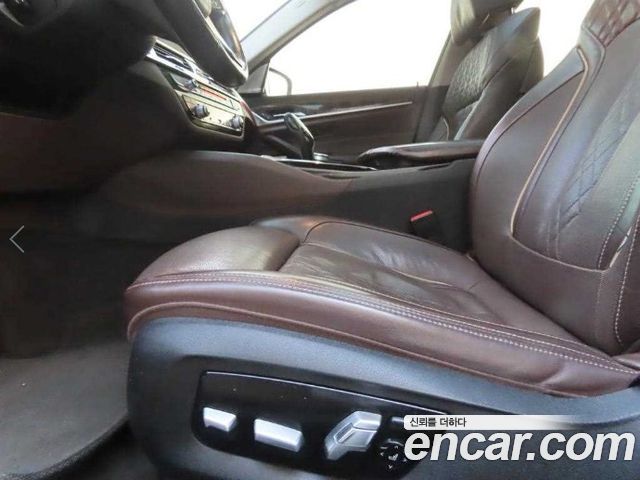 BMW 5 Series (G30) 540i xDrive Luxury Plus 2018 — фото 18