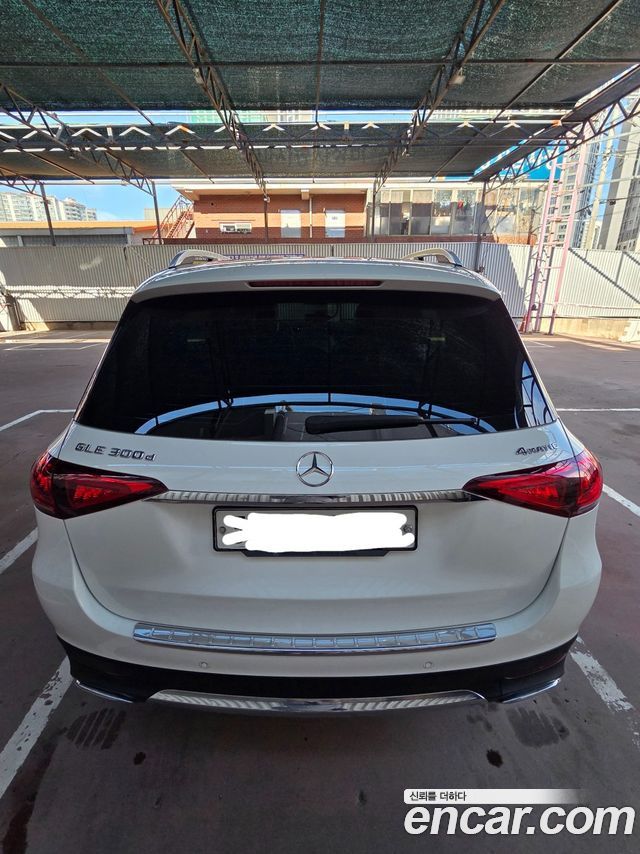 Mercedes-Benz GLE-Class (W167) GLE300d 4MATIC 2020 — фото 8