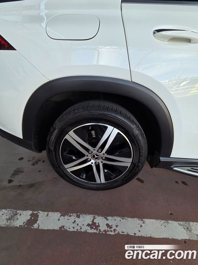 Mercedes-Benz GLE-Class (W167) GLE300d 4MATIC 2020 — фото 15